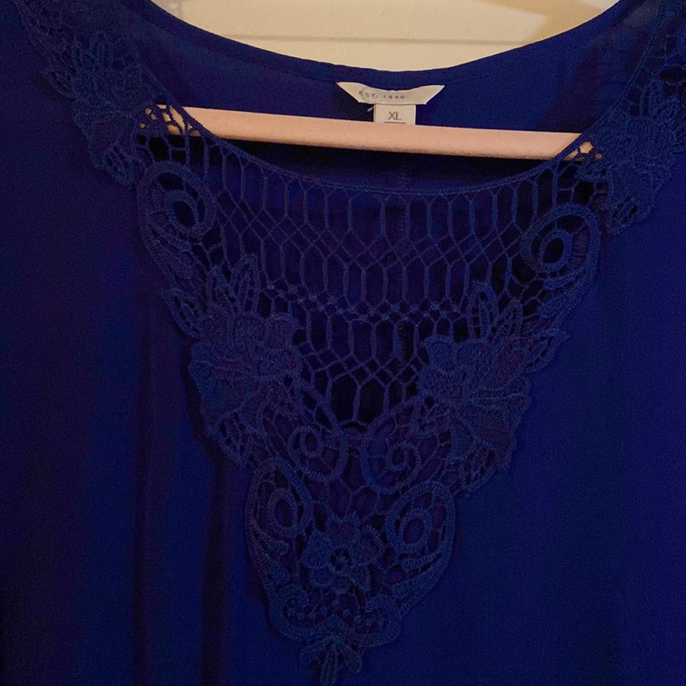 Tunic - Picture 2 of 3